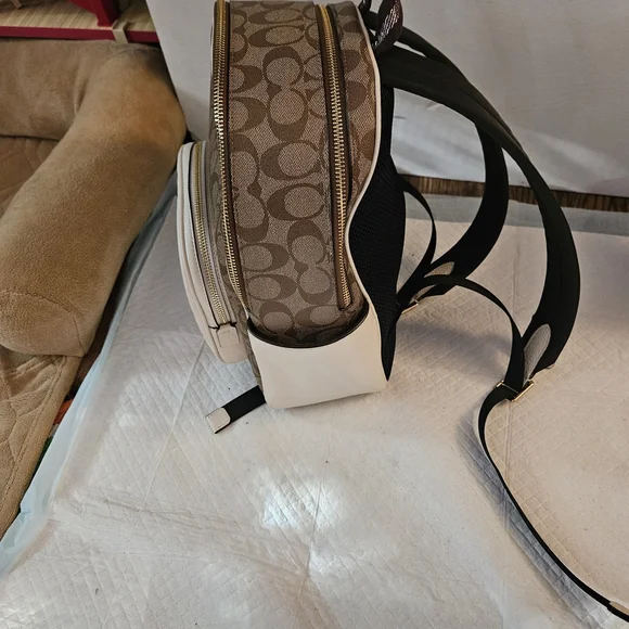 Coach Brown and Cream Backpack display picture 3